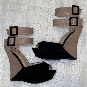 Liliana Cream & Black Platform Wedge